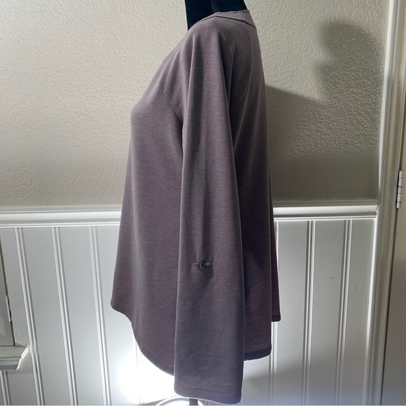 Logo Lounge comfy oversized shirt top - Picture 2 of 8